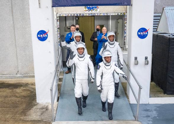 NASA s Crew-13 Astronaut Jessica Watkins, commander(front R), Astronaut Luke Delaney , pilot, and Mission Specialists Joshua Kutryk of the Canadian Space Agency and Sergey Teteryatnikov of Roscosmos (R) walk out of the operations building on their way to board as Dragon Spacecraft atop a SpaceX Falcon 9 rocket on SLC-40 at Kennedy Space Center, Florida on Thursday, October 1, 2026. They are on their way to the International Space Station.  KSC2026100130 PATxBENIC