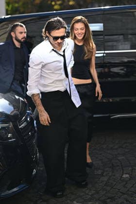 Brooklyn Beckham and his wife Nicola Peltz are back at their hotel after the Balenciaga fashion show during Paris Fashion Week on October 1, 2026. Brooklyn Beckham, who has remained estranged from his family since his 2022 wedding, is unlikely to attend the show for his mother V Beckham’s fashion house, scheduled for October 2, 2026. Pierre Perusseau Bestimage Brooklyn Beckham and his wife Nicola Peltz are back at their hotel following the Balenciaga show during PFW Fashion Week on October 1, 2026 Brooklyn Beckham, who has remained estranged from his family since his 2022 wedding, is unlikely to attend the show for his mother V Beckham’s fashion house, scheduled for October 2, 2026, in Paris, France Copyright: xPierrexPerusseaux xBestimagexPierrexPerusseaux xBestimagex
