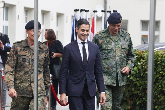 Meeting between the German Chancellor, the Prime Minister of the Netherlands, and the NATO Secretary General at the 1st German-Dutch Corps; arrival of the Dutch Prime Minister in the courtyard of honor: Rob Jetten (D66), Prime Minister of the Netherlands; Münster, North Rhine-Westphalia, DEU, Germany, October 1, 2026