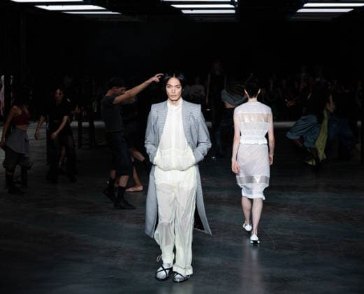 Paris Fashion Week Women s Wear SPRING SUMMER 2027 Collection by ALAINPAUL, October 1, 2026, photography by Sylvie Lefort, MAXPPP 01 10 2026 @Sylvie Lefort Photography MAXPPP 10 01 26 Models showcase designs from the ALAINPAUL Women’s Spring Summer 2027 collection during Paris Fashion Week in Paris, France, October 1, 2026. The Women’s collections were presented from September 28 to October 6, 26  Copyright: xMAXPPPxsylviexlefortxphotographyx LFR202610019451 LFR202610019451