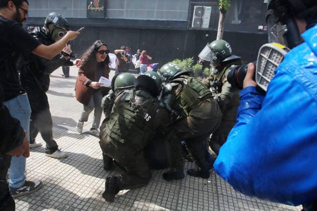 Santiago, October 1, 2026—The Chilean Student Confederation and social organizations are calling for a national strike in Santiago and other regions, demanding resources for public education as part of the debate on the 2027 Budget Bill. Jonnathan Oyarzun Aton Chile, Santiago, Chile Aton 1195836  Copyright: JONNATHANxOYARZUN ATONxCHILE