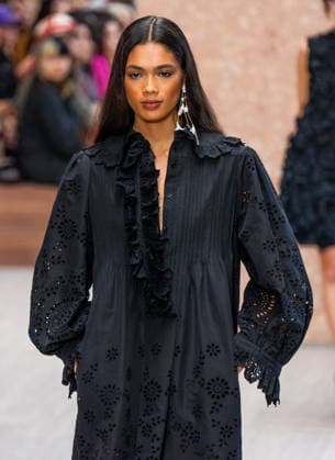 Paris Fashion Week: CHLOÉ Women s Spring Summer 2027 Collection, October 1, 2026, photographed by Sylvie Lefort, MAXPPP 01 10 2026 @Sylvie Lefort Photography MAXPPP 10 01 26 Models showcase designs from the CHLOE Women’s Spring Summer 2027 collection during Paris Fashion Week in Paris, France, October 1, 2026. The women’s collections were presented from September 28 to October 6, 26  Copyright: xmaxpppxsylviexlefortxphotographyx LFR202610019508 LFR202610019508