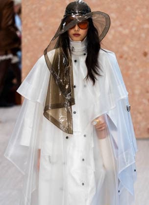 Paris Fashion Week: CHLOÉ Women s Spring Summer 2027 Collection, October 1, 2026, photographed by Sylvie Lefort, MAXPPP 01 10 2026 @Sylvie Lefort Photography MAXPPP 10 01 26 Models showcase designs from the CHLOE Women’s Spring Summer 2027 collection during Paris Fashion Week in Paris, France, October 1, 2026. The women’s collections were presented from September 28 to October 6, 26  Copyright: xmaxpppxsylviexlefortxphotographyx LFR202610019530 LFR202610019530