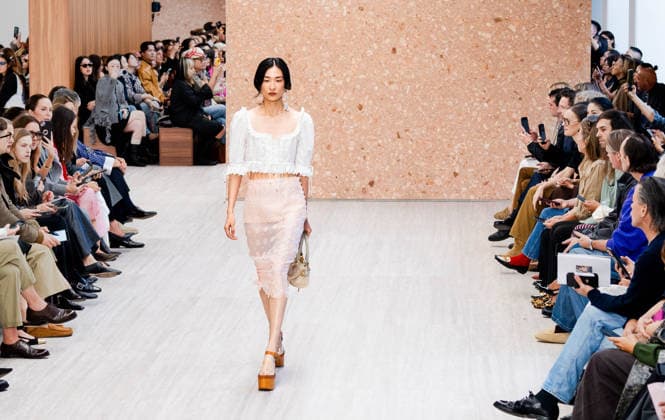 RECORD DATE NOT STATED Paris Fashion Week: CHLOÉ Women s Spring Summer 2027 Collection, October 1, 2026, photographed by Sylvie Lefort, MAXPPP 01 10 2026 @Sylvie Lefort Photography MAXPPP 10 01 26 Models showcase designs from the CHLOE Women’s Spring Summer 2027 collection during Paris Fashion Week in Paris, France, October 1, 2026. The women’s collections were presented from September 28 to October 6, 26  Copyright: xmaxpppxsylviexlefortxphotographyx LFR202610019545 LFR202610019545