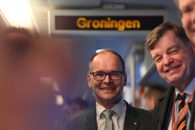 Leer-Groningen Rail Line: Wunderline Begins Service; Lower Saxony’s Transportation Minister Grant Henrik Tonne Holds Talks on the Train. For more than ten years, the cross-border rail connection between Leer in East Frisia and Groningen in the Netherlands had been suspended. Weener, Lower Saxony, Germany Copyright: xdiebildwerftx
