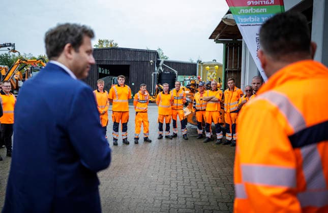 Lars Klingbeil, Federal Minister of Finance, photographed during his Future Tour through Lower Saxony. Here, he is visiting the Gronau Road Maintenance Depot. Photo taken on behalf of the Federal Ministry of Finance in Hildesheim, Germany. Copyright: xThomasxKoehlerx