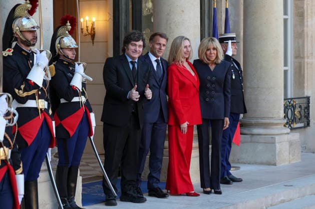 NEWS : Accueil de Javier Milei par Emmanuel Macron - Paris - 01 10 2026 Accueil de Javier MILEI, PrÃ sident de la RÃ publique d™Argentine, par Emmanuel Macron PrÃ sident de la RÃ publique Francaise. ParisFrance  Copyright: xMichtofx