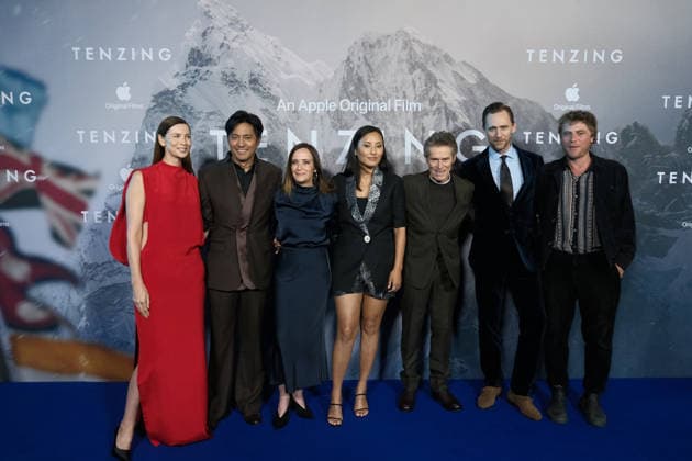 Tenzing London Gala Screening, Curzon Mayfair, London, UK, 01 October 2026 Caitriona Balfe, Genden Phuntsok, Jennifer Peedom, Thinley Lhamo, Willem Dafoe, Tom Hiddleston and Johnny Flynn at the London Gala Screening of Tenzing, Curzon Mayfair, London, UK, 01 October 2026., Credit:Julie Edwards Avalon United Kingdom, London Copyright: xJuliexEdwardsx xAvalonx 1139857098