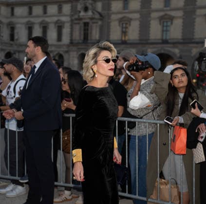 RECORD DATE NOT STATED IPA89188003 - Paris, France, October 1, 2026. Guests arrive at the Schiaparelli Spring Summer 2027 fashion show at the Carrousel du Louvre during Paris Fashion Week.  Copyright: xx xx IPA89188003