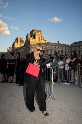 RECORD DATE NOT STATED IPA89188022 - Paris, France, October 1, 2026. Guests arrive at the Schiaparelli Spring Summer 2027 fashion show at the Carrousel du Louvre during Paris Fashion Week.  Copyright: xx xx IPA89188022