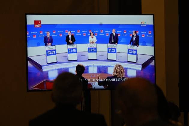 Second Socialist Party Primary Debate PHOTOPQR LE PARISIEN Olivier Arandel Staff Paris October 1, 2026 Paris, France Thursday, October 1, 2026 Politics With the 2027 presidential election approaching, the second major debate in the Socialist and Democratic Left primary Olivier Faure, First Secretary of the Socialist Party (PS), Member of Parliament for Seine-et-Marne Raphaël Glucksmann, Co-President of Place publique, Member of the European Parliament Jérôme Guedj, PS Member of Parliament for Essonne Emmanuel Maurel, former member of the PS, national leader of the Republican and Socialist Left and Member of Parliament for Val-d’Oise; Ségolène Royal, former minister, former Socialist Member of Parliament, former president of the Poitou-Char  Copyright: xPHOTOPQR LExPARISIEN MAXPPPxLP OlivierxArandelx(Staff)x 20261001LPA9949 20261001LPA9949
