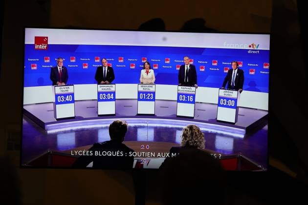Second Socialist Party Primary Debate PHOTOPQR LE PARISIEN Olivier Arandel Staff Paris October 1, 2026 Paris, France Thursday, October 1, 2026 Politics With the 2027 presidential election approaching, the second major debate in the Socialist and Democratic Left primary Olivier Faure, First Secretary of the Socialist Party (PS), Member of Parliament for Seine-et-Marne Raphaël Glucksmann, Co-President of Place publique, Member of the European Parliament Jérôme Guedj, PS Member of Parliament for Essonne Emmanuel Maurel, former member of the PS, national leader of the Republican and Socialist Left and Member of Parliament for Val-d’Oise; Ségolène Royal, former minister, former Socialist Member of Parliament, former president of the Poitou-Char  Copyright: xPHOTOPQR LExPARISIEN MAXPPPxLP OlivierxArandelx(Staff)x 20261001LPA9954 20261001LPA9954