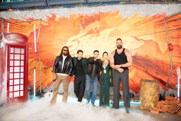 IPA89188013 - London, promotional photos for the movie Street Fighter on Leake Street. Pictured: Jason Momoa, Andrew Koji, Noah Centineo, Callina Laing, Olivier Richters.  Copyright: xCristinaxMasseix xCristinaxMasseix IPA89188013