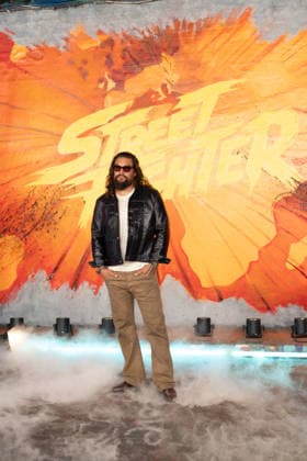 IPA89188120 - London: Promotional photos for the movie Street Fighter on Leake Street. Pictured: Jason Mamoa  Copyright: xCristinaxMasseix xCristinaxMasseix IPA89188120