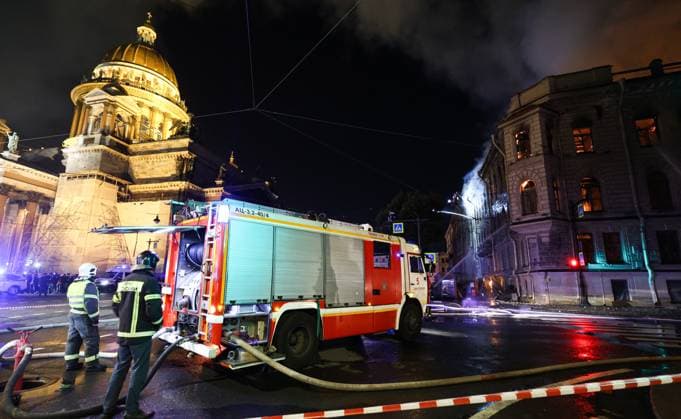 Russia St Petersburg Historic Building Fire 9255767 01.10.2026 Firefighters work to extinguish a fire that broke out in an 18th-century building known as the Miller Mansion in central St. Petersburg, Russia. Artem Pryakhin Sputnik St. Petersburg Russia  Copyright: xArtemxPryakhinx