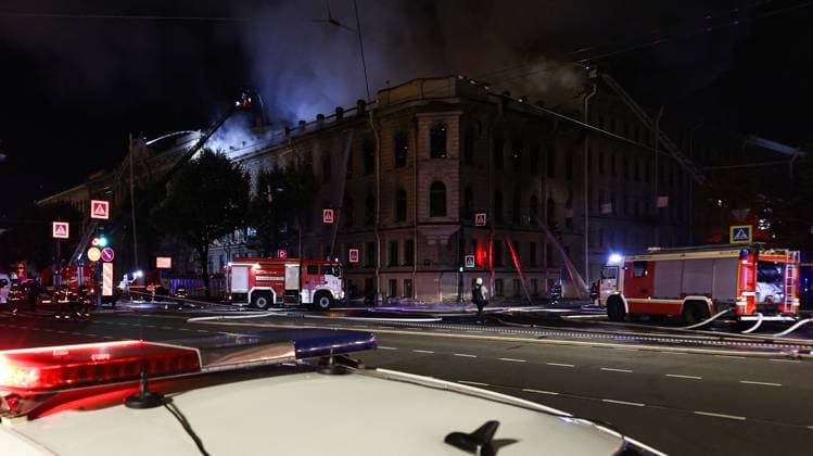 Russia St Petersburg Historic Building Fire 9255803 01.10.2026 Firefighters work to extinguish a fire that broke out in an 18th-century building known as the Miller Mansion in central St. Petersburg, Russia. Artem Pryakhin Sputnik St. Petersburg Russia  Copyright: xArtemxPryakhinx