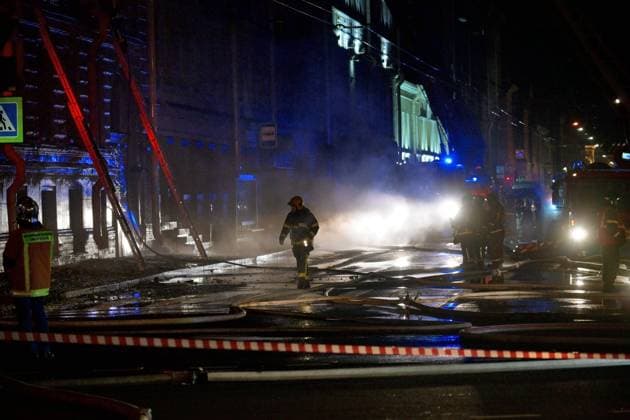 Russia St Petersburg Historic Building Fire 9255826 01.10.2026 Firefighters work to extinguish a fire that broke out in an 18th-century building known as the Miller Mansion in central St. Petersburg, Russia. Alexei Danichev Sputnik St. Petersburg Russia  Copyright: xAlexeixDanichevx