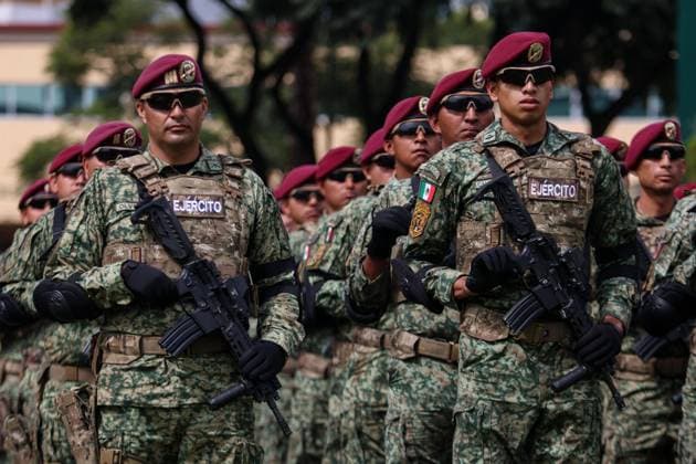 October 1, 2026: TO-45307- Ciudad de M& xe9;xico. 2026-10 -1. 205th anniversary of the creation of the Ministry of War and Navy in the Plaza de la Lealtad of the Ministry of National Defense of Mexico City. Alejandro God& xcd;nez Clasos.com.mx  - ZUMAcs4_ 20261001_faa_cs4_196 Copyright: xAlejandroxGod& Xed;Nezx