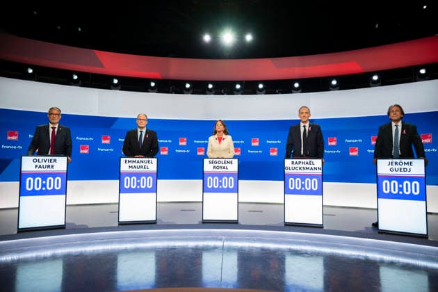 Debate for the Socialist and Democratic Left primary - Paris EB The candidates in the Socialist (PS) and centre-left Place Publique (PP) parties primary ahead of french 2027 presidential election Olivier Faure, Emmanuel Maurel, Segolene Royal, Raphael Glucksmann and Jerome Guedj, before a debate on French public TV channel France 2 and French public radio channel France Inter, at Maison de la Radio et de la Musique, in Paris, on October 1, 2026. Photo by Eliot Blondet ABACAPRESS.COM Paris France France  Copyright: xBlondetxEliot ABACAx
