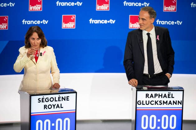 Debate for the Socialist and Democratic Left primary - Paris EB The candidates in the Socialist (PS) and centre-left Place Publique (PP) parties primary ahead of french 2027 presidential election Segolene Royal and Raphael Glucksmann before a debate on French public TV channel France 2 and French public radio channel France Inter, at Maison de la Radio et de la Musique, in Paris, on October 1, 2026. Photo by Eliot Blondet ABACAPRESS.COM Paris France France  Copyright: xBlondetxEliot ABACAx