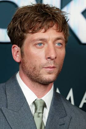 Jeremy Allen White attends the *The Social Reckoning* photocall at Le Pathé Palace on October 1, 2026, in Paris, France 460108 2026 10 01  Copyright: xLionelxGuericolasx xStarfacex STAR_460108_056