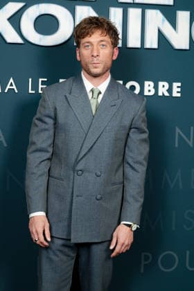 Jeremy Allen White attends the *The Social Reckoning* photocall at Le Pathé Palace on October 1, 2026, in Paris, France 460108 2026 10 01  Copyright: xLionelxGuericolasx xStarfacex STAR_460108_063