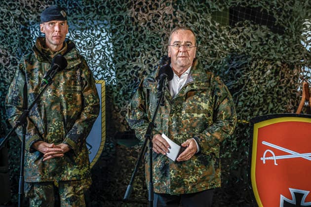 Innovations are being put to the test by the German Army. Demonstrators are presented to the Federal Minister of Defense amid steady rain. Press statements by Boris Pistorius, Federal Minister of Defense; Lieutenant General Dr. Christian Freuding, Inspector of the Army; Bergen Military Training Area; Lower Saxony Firing Range; Celle County, Germany