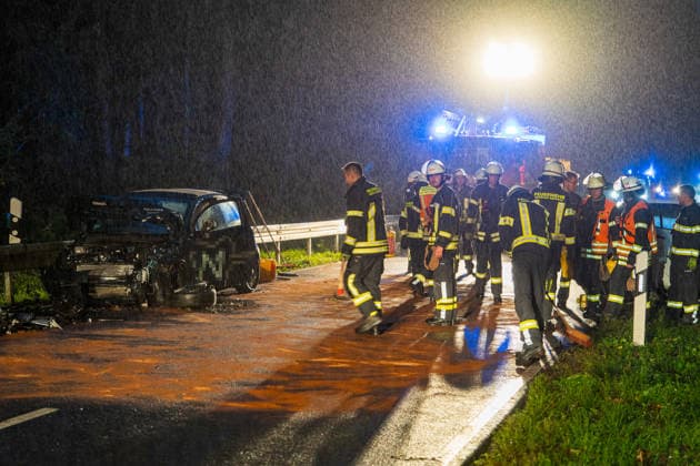 Two Cars Collide Head-On; Both Drivers Seriously Injured On October 1, 2026, at approximately 6:30 p.m., two cars collided head-on on the L3408 between Löhrbach and Birkenau. Both drivers were seriously injured and, after receiving initial medical treatment, were taken to a hospital. A