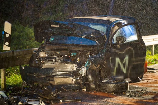 Two Cars Collide Head-On; Both Drivers Seriously Injured On October 1, 2026, at approximately 6:30 p.m., two cars collided head-on on the L3408 between Löhrbach and Birkenau. Both drivers were seriously injured and, after receiving initial medical treatment, were taken to a hospital. A