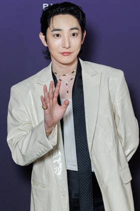 Messika Spring Summer 2027 Fashion Show During Paris Fashion Week: Celebrity Arrivals—Lee Soo Hyuk 460109 October 1, 2026, Paris, France  Copyright: xSebastienxFremontx xStarfacex STAR_460109_038