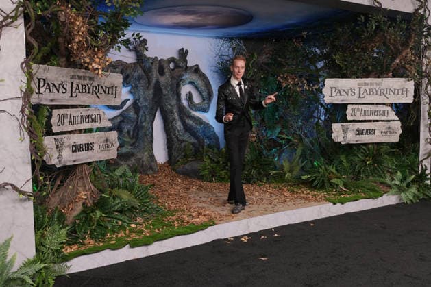 Pan™s Labyrinth 20th Anniversary Doug Jones attends the 20th Anniversary Carpet of Pan s Labyrinth at Academy Museum of Motion Pictures on October 01, 2026 in Los Angeles, California. Los Angeles Academy Museum California USA Copyright: xCraSH imageSPACEx