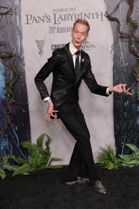 Pan™s Labyrinth 20th Anniversary Doug Jones attends the 20th Anniversary Carpet of Pan s Labyrinth at Academy Museum of Motion Pictures on October 01, 2026 in Los Angeles, California. Los Angeles Academy Museum California USA Copyright: xCraSH imageSPACEx