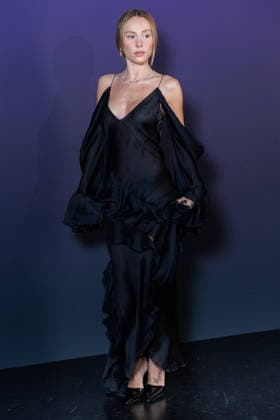 Messika Spring Summer 2027 Fashion Show during Paris Fashion Week: Celebrity Arrivals—Ester Exposito, 460109, October 1, 2026, Paris, France  Copyright: xSebastienxFremontx xStarfacex STAR_460109_153