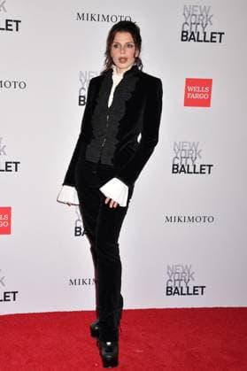 New York City Ballet 2026 Fall Gala NEW YORK, NY- OCTOBER 1: Grace Potter at the New York City Ballet 2026 Fall Gala at the David H. Koch Theater at Lincoln Center Plaza on October 1, 2026 in New York City. Credit: mpi099 MediaPunch. 01 Oct 2026 Pictured: NEW YORK, NY- OCTOBER 1: Julia Fox at the New York City Ballet 2026 Fall Gala at the David H. Koch Theater at Lincoln Center Plaza on October 1, 2026 in New York City. Credit: mpi099 MediaPunch.  Copyright: xThexMegaxAgencyxmpi099 MediaPunchx xMEGAx