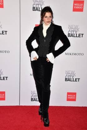 New York City Ballet 2026 Fall Gala NEW YORK, NY- OCTOBER 1: Grace Potter at the New York City Ballet 2026 Fall Gala at the David H. Koch Theater at Lincoln Center Plaza on October 1, 2026 in New York City. Credit: mpi099 MediaPunch. 01 Oct 2026 Pictured: NEW YORK, NY- OCTOBER 1: Julia Fox at the New York City Ballet 2026 Fall Gala at the David H. Koch Theater at Lincoln Center Plaza on October 1, 2026 in New York City. Credit: mpi099 MediaPunch.  Copyright: xThexMegaxAgencyxmpi099 MediaPunchx xMEGAx