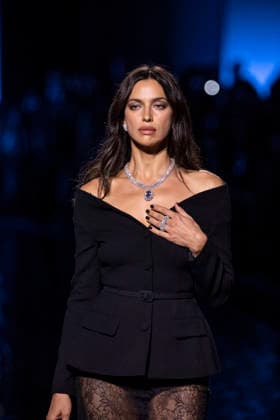 Irina Shayk at the Messika Terres de Contrastes fashion show on the sidelines of the Spring Summer 2027 Ready-to-Wear collections during Paris Fashion Week (PFW) on October 1, 2026, in Paris, France. Messika’s Terres de Contrastes fashion show on the sidelines of the Spring Summer 2027 Ready-to-Wear collections during Paris Fashion Week (PFW) on October 1, 2026, Paris, France  Copyright: xAgencex xBestimagexAgencex xBestimagex