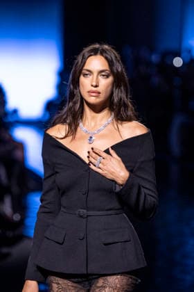Irina Shayk at the Messika Terres de Contrastes fashion show on the sidelines of the Spring Summer 2027 Ready-to-Wear collections during Paris Fashion Week (PFW) on October 1, 2026, in Paris, France. Messika’s Terres de Contrastes fashion show on the sidelines of the Spring Summer 2027 Ready-to-Wear collections during Paris Fashion Week (PFW) on October 1, 2026, Paris, France  Copyright: xAgencex xBestimagexAgencex xBestimagex