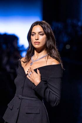 Irina Shayk at the Messika Terres de Contrastes fashion show on the sidelines of the Spring Summer 2027 Ready-to-Wear collections during Paris Fashion Week (PFW) on October 1, 2026, in Paris, France. Messika’s Terres de Contrastes fashion show on the sidelines of the Spring Summer 2027 Ready-to-Wear collections during Paris Fashion Week (PFW) on October 1, 2026, Paris, France  Copyright: xAgencex xBestimagexAgencex xBestimagex