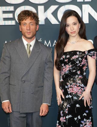 Jeremy Allen White and Mikey Madison: Premiere of the film *The Social Reckoning* at the Pathé Palace cinema in Paris on October 1, 2026. Coadic Guirec Bestimage. Premiere of the film *The Social Reckoning* at the Pathé Palace cinema in Paris on October 1, 2026. Paris, France  Copyright: xCOADICxGUIRECx xBESTIMAGExCOADICxGUIRECx xBESTIMAGEx