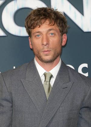Jeremy Allen White Premiere of the film *The Social Reckoning* at the Pathé Palace cinema in Paris on October 1, 2026 Coadic Guirec Bestimage Premiere of the film *The Social Reckoning* at the Pathé Palace cinema in Paris on October 1, 2026 Paris, France  Copyright: xCOADICxGUIRECx xBESTIMAGExCOADICxGUIRECx xBESTIMAGEx