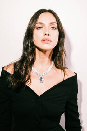Irina Shayk Paris Fashion Week PAP SS27 Messika 460132 2026 10 01 France  Copyright: xJean-BaptistexSoulliatx xStarfacex STAR_460132_020