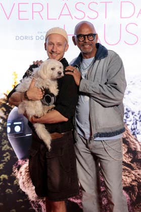 Pierre Sanoussi Bliss with his friend Dennis Ortmann at the special screening of the film *Frau Winkler Leaves the House* at Cinema Paris, Berlin, October 1, 2026 Foto:xS.xGabschx xFuturexImagex winkler_6004