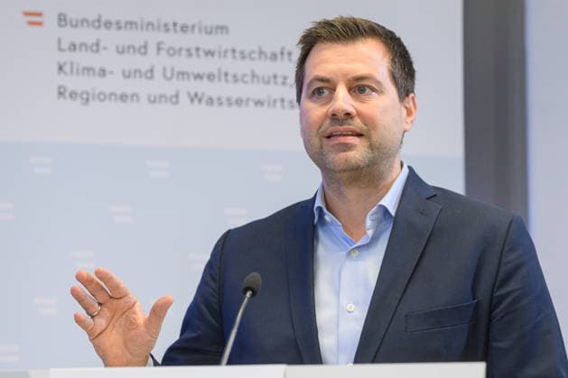 photonews in Vienna, October 2, 20