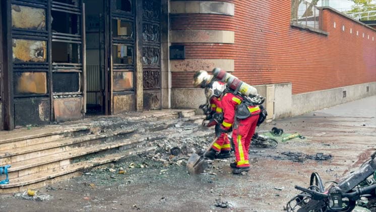 School Facade Burned During Student Blockade - Paris Videograbs - Firefighters work at the scene following an early morning blaze that damaged the facade of Gaston-Bachelard High School in the 13th arrondissement. The incident occurred as nationwide student blockades forced the closure of more than 400 high schools amid mounting political and security tensions. Paris, France, October 2, 2026. Photo by CLPRESS ABACAPRESS.COM Paris Ile-de-France France  Copyright: xCLPRESS ABACAx