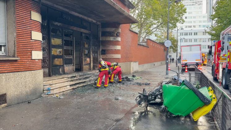 School Facade Burned During Student Blockade - Paris Videograbs - Firefighters work at the scene following an early morning blaze that damaged the facade of Gaston-Bachelard High School in the 13th arrondissement. The incident occurred as nationwide student blockades forced the closure of more than 400 high schools amid mounting political and security tensions. Paris, France, October 2, 2026. Photo by CLPRESS ABACAPRESS.COM Paris Ile-de-France France  Copyright: xCLPRESS ABACAx