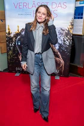 ABB FRAUWINKLER Anne Ratte Polle on the red carpet at the special screening of the feature film *Frau Winkler Leaves the House* at Cinema Paris in Berlin on October 1, 2026, Berlin, Germany