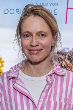 ABB FRAUWINKLER Anna Brueggemann on the red carpet at the special screening of the feature film *Frau Winkler Leaves the House* at the Cinema Paris in Berlin on October 1, 2026, Berlin, Germany