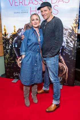 ABB FRAUWINKLER Katharine Mehrling and Tilmar Kuhn on the red carpet at the special screening of the feature film *Frau Winkler verlässt das Haus* at the Cinema Paris in Berlin on October 1, 2026, Berlin, Germany