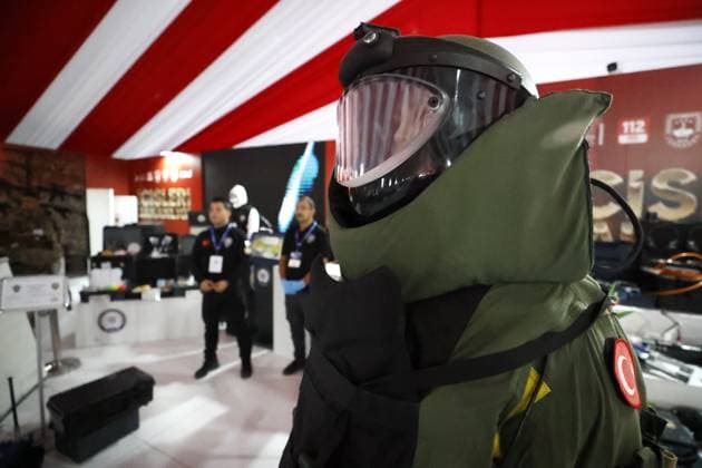 Domestically developed bomb disposal suit presented at TEKNOFEST Southeast in Sanliurfa SANLIURFA, TURKIYE - OCTOBER 02: A domestic bomb disposal protective suit, engineered by Turkish defense technicians to enhance operational safety for General Directorate of Security bomb disposal personnel, is displayed during the TEKNOFEST aviation, space, and technology festival at Sanliurfa GAP Airport in Sanliurfa, Turkiye, on October 02, 2026. Okan Coskun Anadolu Sanliurfa Turkey. Editorial use only. Please get in touch for any other usage.  Copyright: x2026xAnadoluxOkanxCoskunx