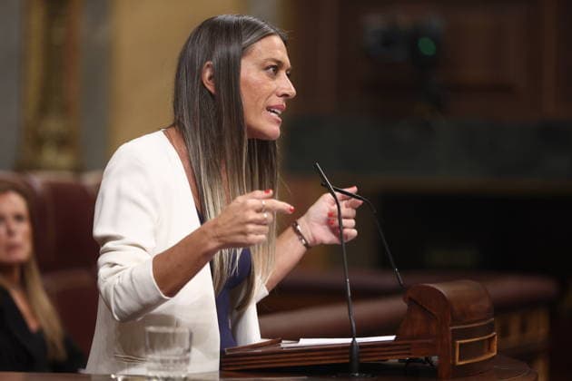 Congress Votes on Housing Decrees Miriam Nogueras, spokesperson for Junts in Congress, speaks during a plenary session in the Congress of Deputies on October 2, 2026, in Madrid, Spain. Congress is voting today on whether to ratify or repeal the two Royal Decrees on housing issued by the government this week in the Official State Gazette (BOE). Specifically, these are Royal Decree-Law 26 of 2026, dated September 29, which adopts urgent measures to protect the social function of housing and expand the supply of affordable housing, and Royal Decree-Law 27 2026, dated September 29, adopting urgent measures to strengthen the stability of lease agreements for primary residences. OCTOBER 2, 2026 Madrid, Madrid, Spain Copyright: xEduardoxParrax 7814708